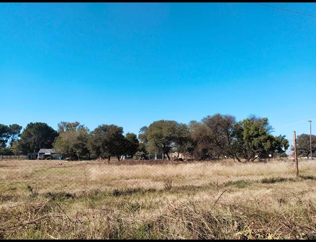 1,111M² VACANT LAND FOR SALE IN RIVERSDALE